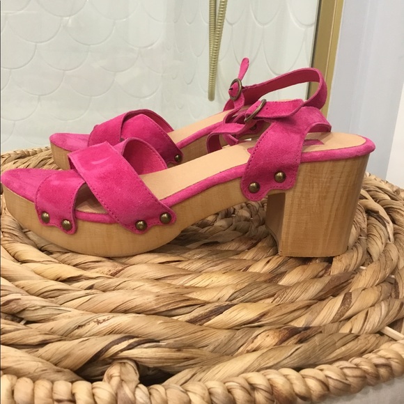 NWOB: Silent D Byron Sandals - Fuchsia - 6.5 - Picture 6 of 11